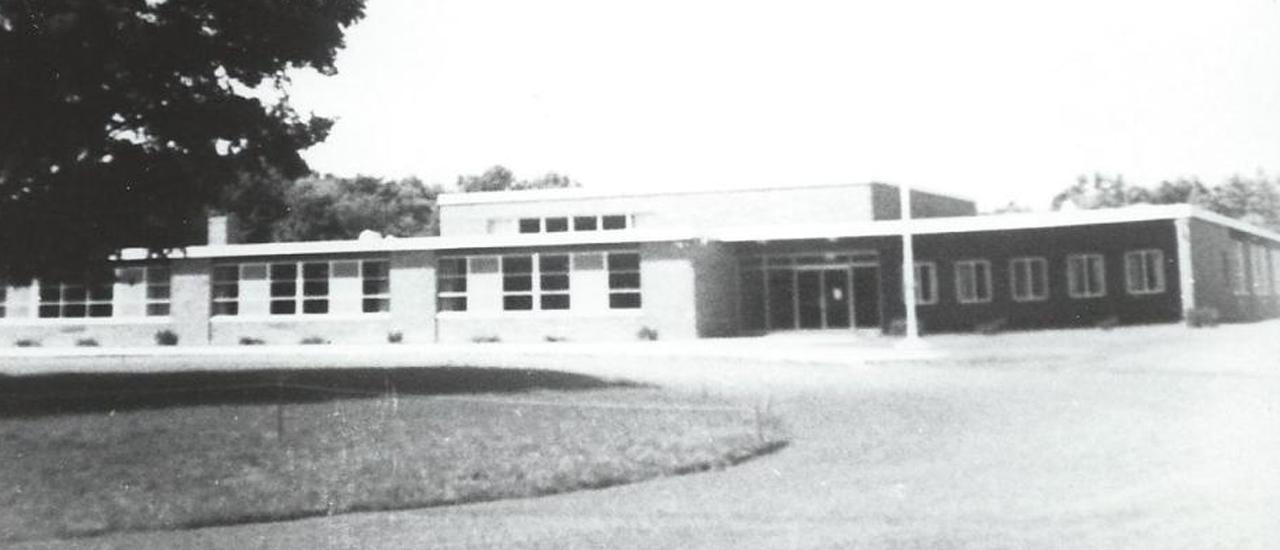 Elementary School, Springfield Center